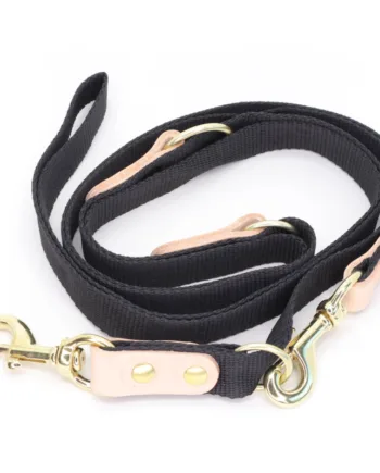 Sort Hundesnor med karabinhage - Dressurline 25 mm x 250 cm i webbing