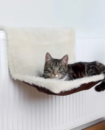 Hyggeplads til katte i plys – ideel til kolde dage!